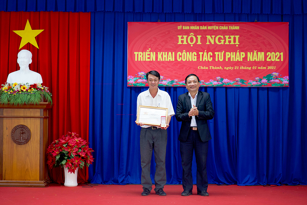 Châu Thành triển khai công tác tư pháp năm 2021