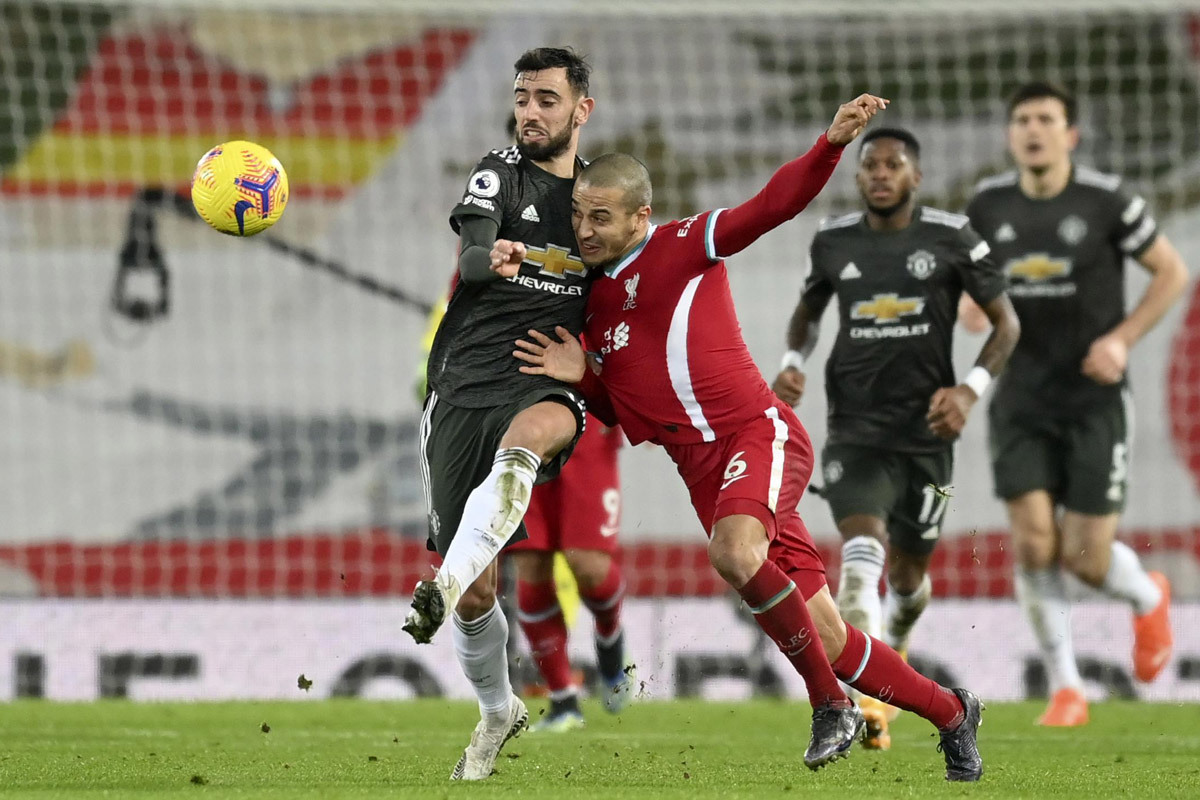 Liverpool thua bạc nhược: Dậy sóng ở Anfield