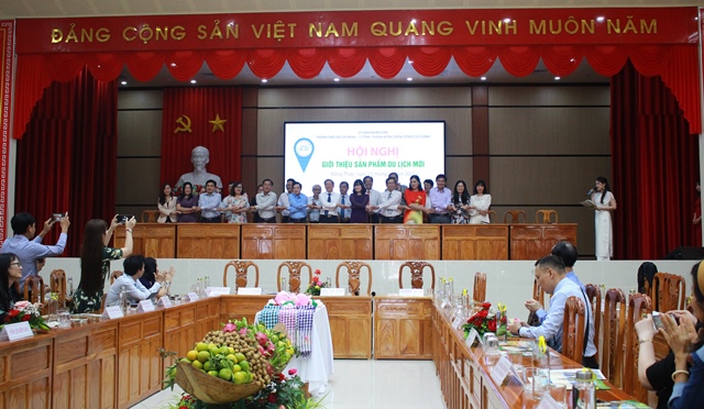 Phát triển du lịch sinh thái, du lịch xanh và du lịch cộng đồng theo hướng bền vững