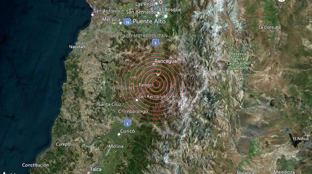 Chile hứng chịu 2 trận động đất liên tiếp, nguy cơ có sóng thần