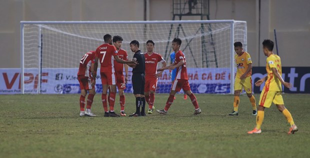 Kết quả V-League 2021: Đà Nẵng tiếp tục thắng, Viettel bị cầm hòa