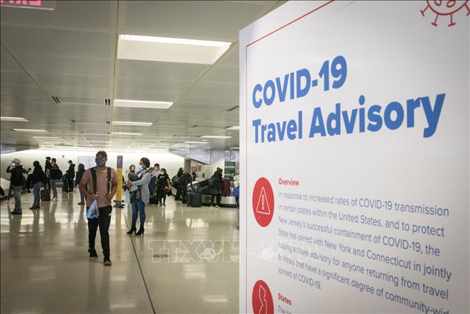 Tổng thống Biden ký sắc lệnh hạn chế đi lại từ châu Âu, Brazil và Nam Phi