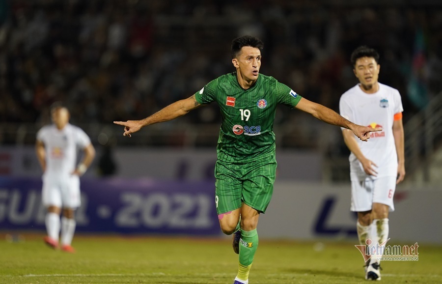 V-League chưa bùng nổ, thầy Park lại phải vạch kế tính chiêu