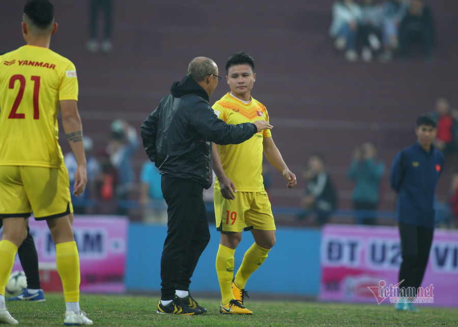 V-League chưa bùng nổ, thầy Park lại phải vạch kế tính chiêu