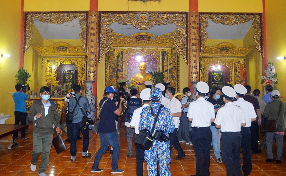 Mùa xuân trên biển Tây Nam