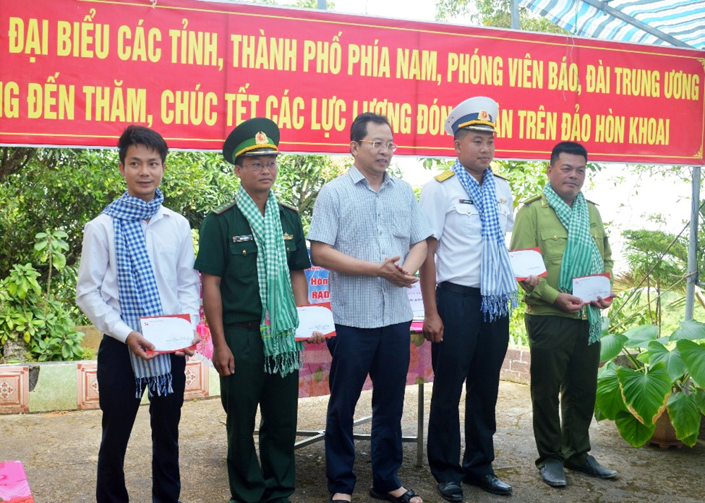 Mùa xuân trên biển Tây Nam