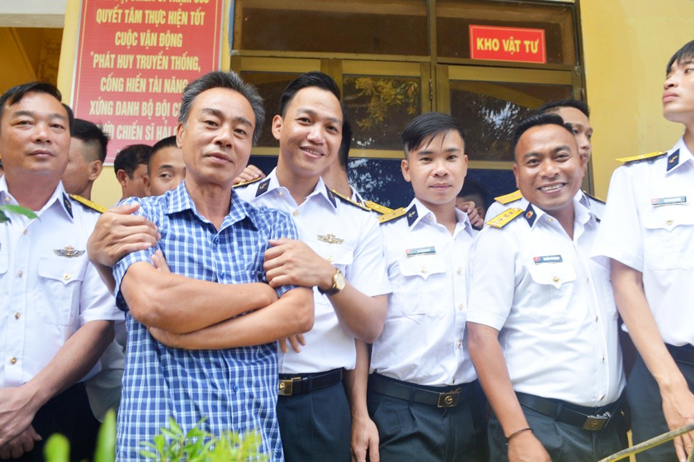 Mùa xuân trên biển Tây Nam