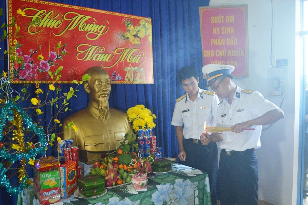 Mùa xuân trên biển Tây Nam