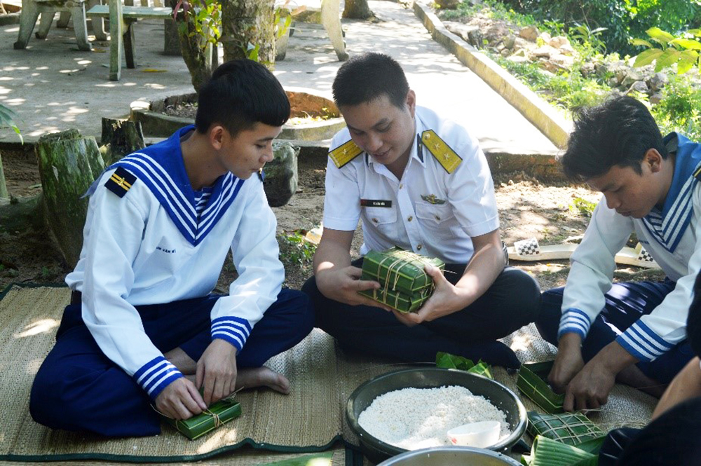 Mùa xuân trên biển Tây Nam
