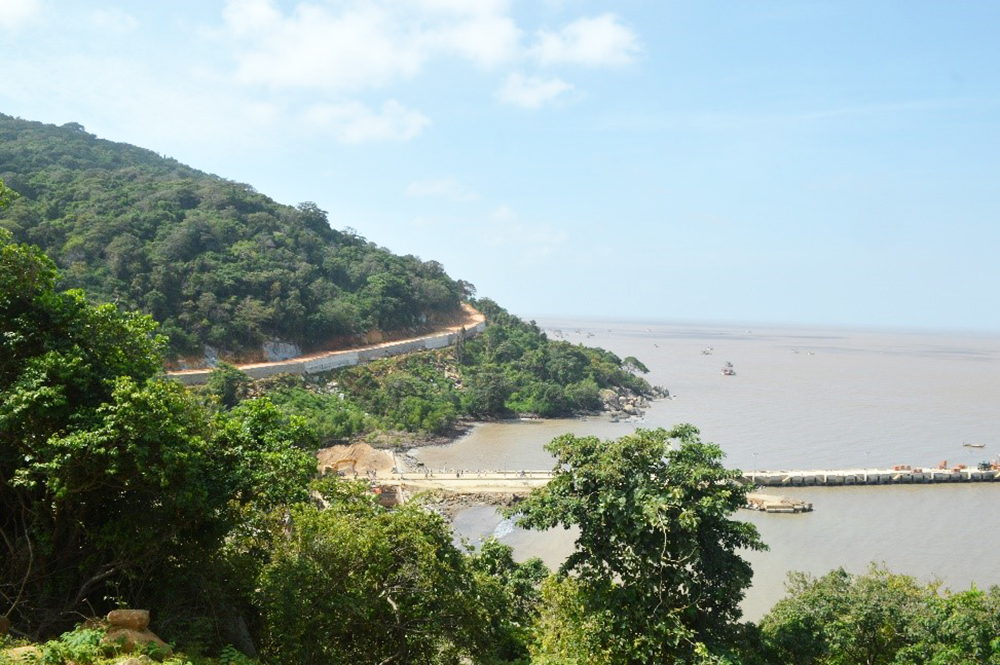 Mùa xuân trên biển Tây Nam