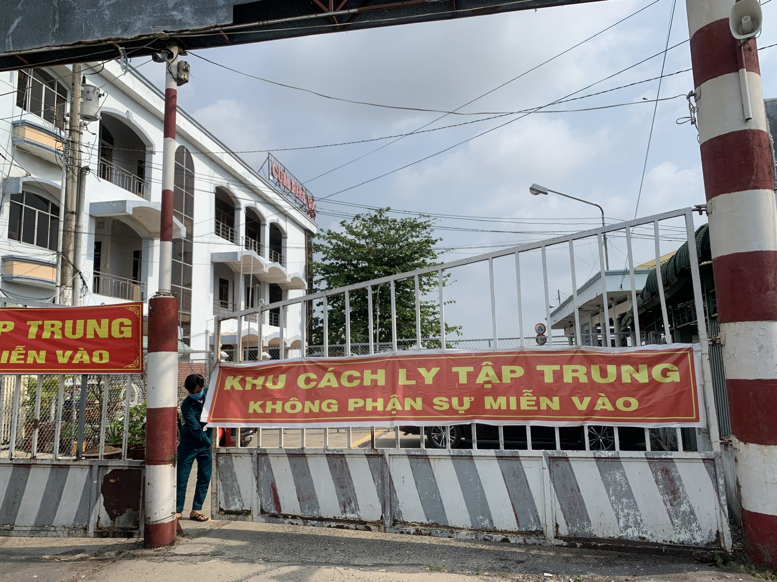 3 trường hợp F1 ở TP. Long Xuyên có kết quả xét nghiệm âm tính lần 1