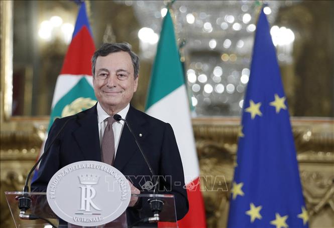 Chính phủ mới của Italy tuyên thệ nhậm chức
