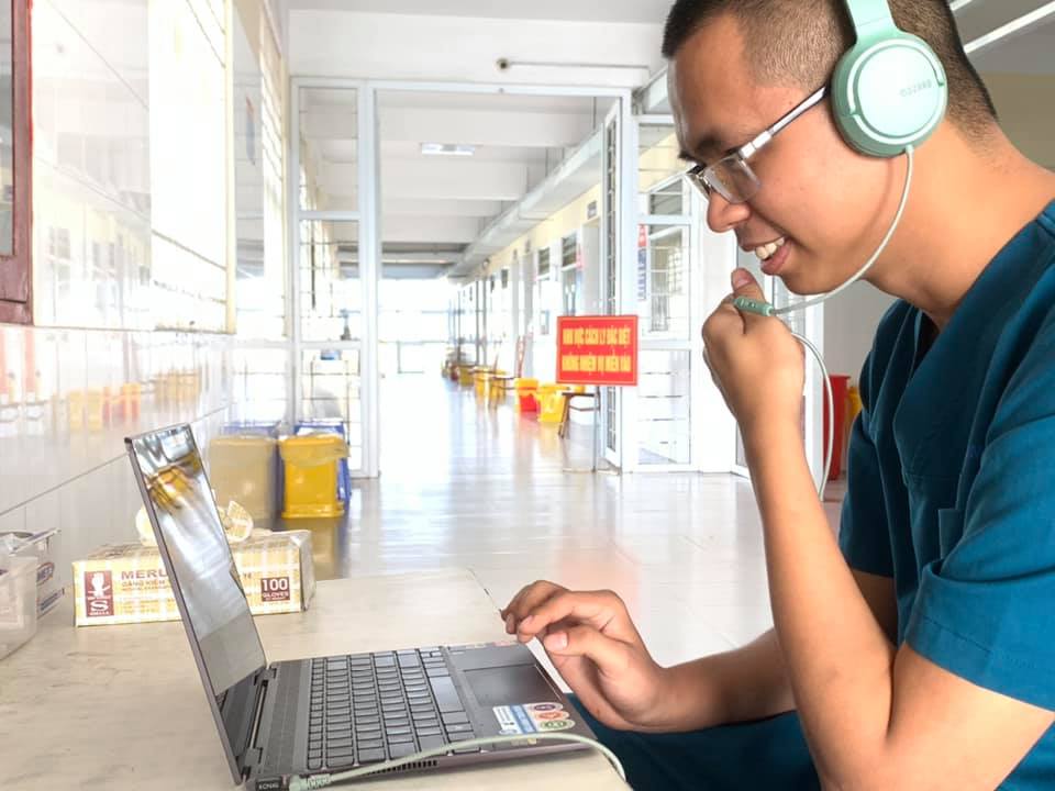 Ngày lễ Valentine đặc biệt trong khu cách ly
