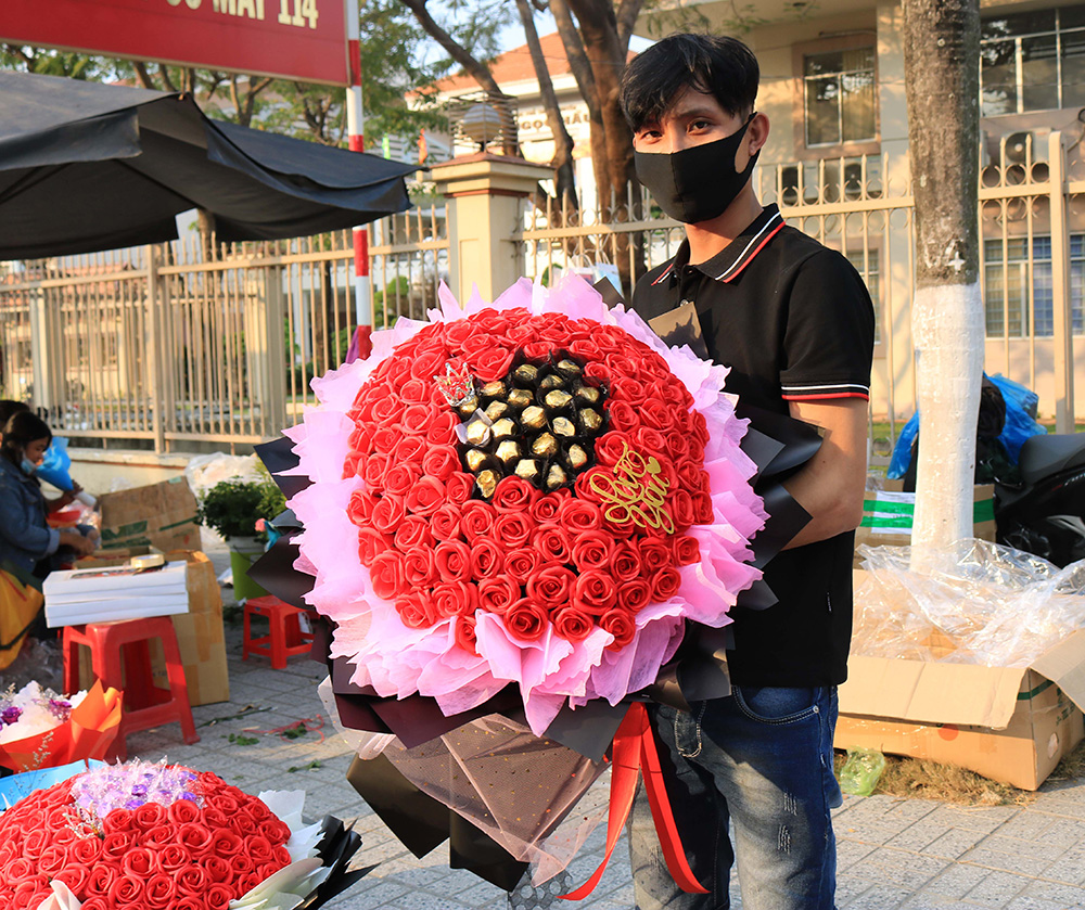 Ngày tình yêu lên ngôi