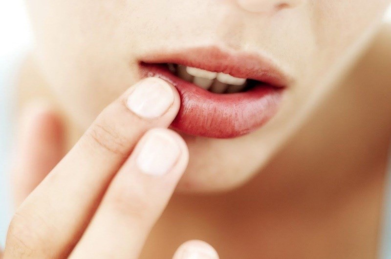Những gợi ý hay giúp vùng da mắt, môi không còn mệt mỏi