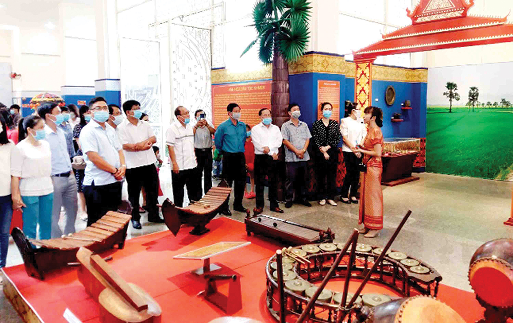 Thêm món ăn tinh thần những ngày đầu năm