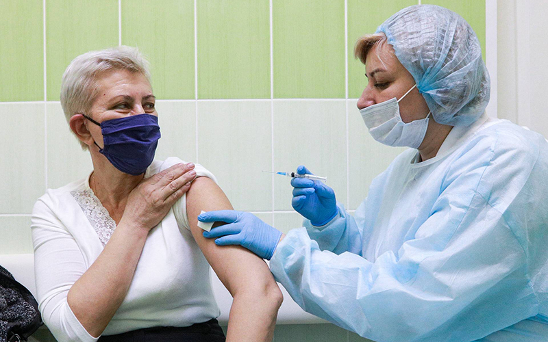 Nga đăng ký vaccine phòng Covid-19 thứ ba