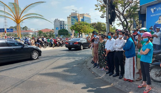 Tiễn đưa người con ưu tú “xứ dừa” Trương Vĩnh Trọng về đất mẹ