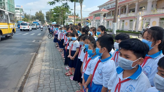 Tiễn đưa người con ưu tú “xứ dừa” Trương Vĩnh Trọng về đất mẹ
