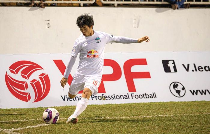 V-League và hạng Nhất Quốc gia 2021 trở lại trong tháng 3-2021?