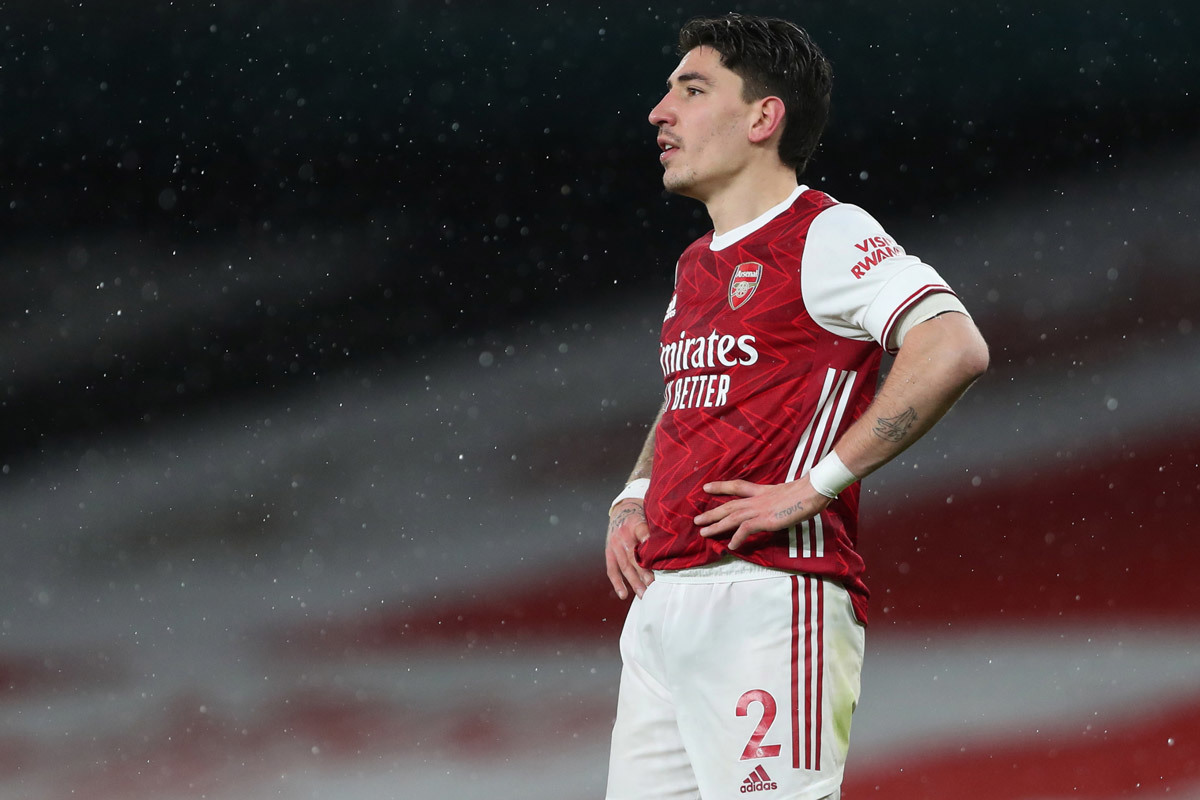 MU ép giá Dybala, Chelsea mua Konate