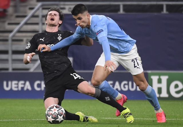 Silva và Jesus lập công, Man City thắng nhàn trước Monchengladbach
