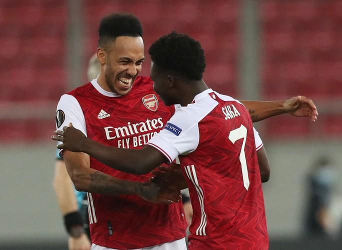 Rượt đuổi tỉ số nghẹt thở, Arsenal hạ Benfica ở Europa League