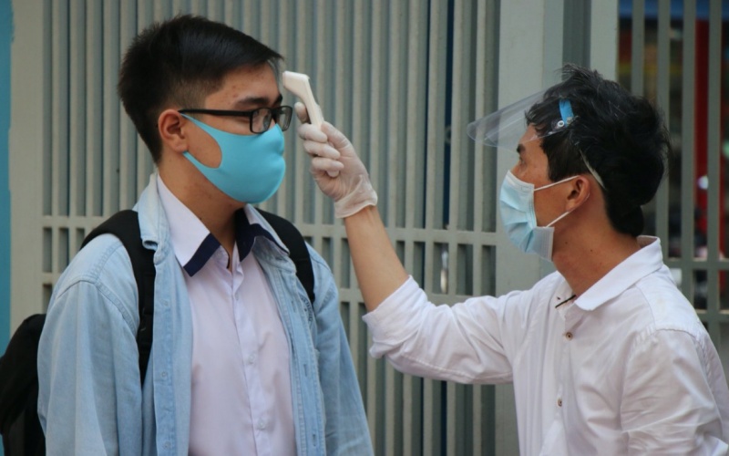 TP Hồ Chí Minh siết chặt phòng, chống dịch khi học sinh đi học trở lại