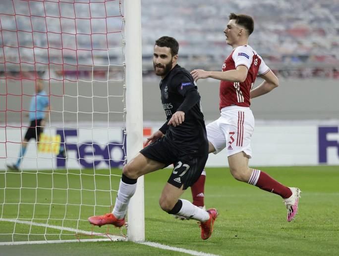 Rượt đuổi tỉ số nghẹt thở, Arsenal hạ Benfica ở Europa League