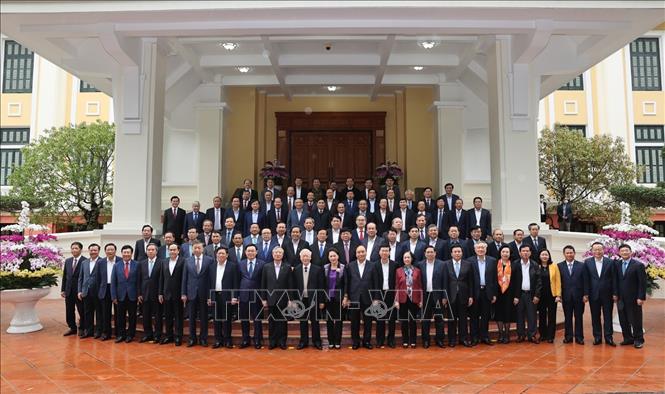 Gặp mặt thân mặt các đồng chí nguyên lãnh đạo Đảng, Nhà nước không tái cử khóa XIII