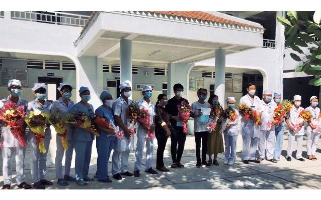 Nhiều thầy thuốc Bạc Liêu căng mình với “cuộc chiến” chống COVID-19