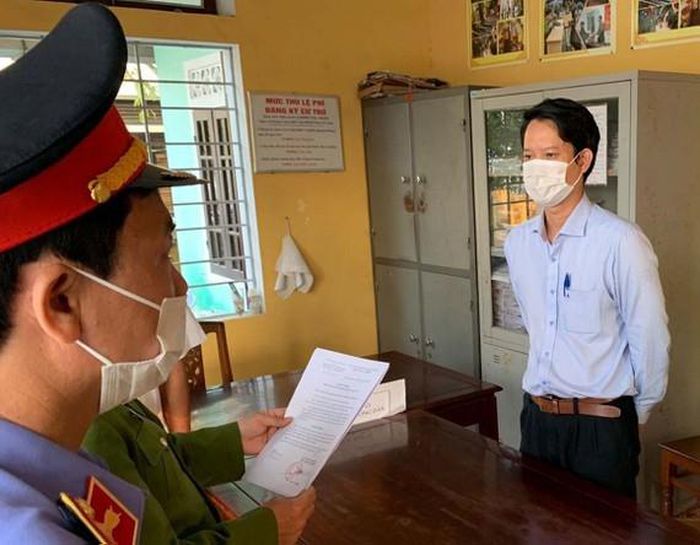 Khởi tố, bắt tạm giam nguyên Giám đốc chi nhánh văn phòng đăng ký đất đai TP Huế