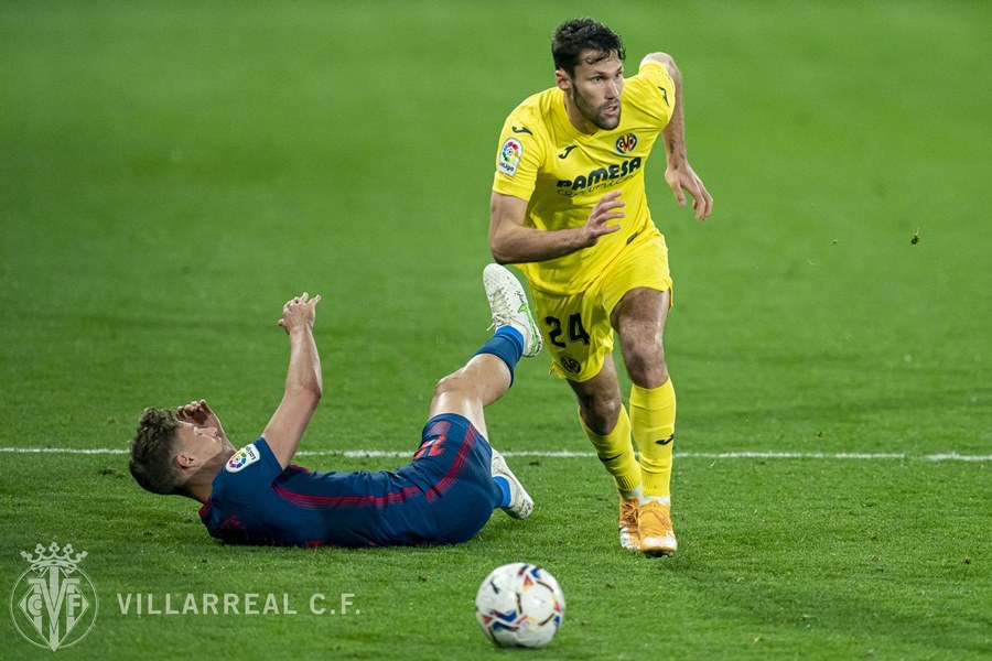 Atletico bắn hạ "Tàu ngầm vàng", Diego Simeone đi vào lịch sử