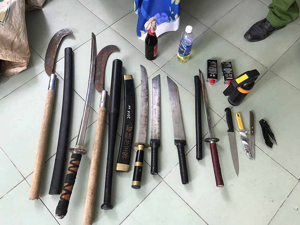 An Giang: Tạm giữ hình sự nhóm thanh niên mang theo hung khí đi đòi nợ thuê