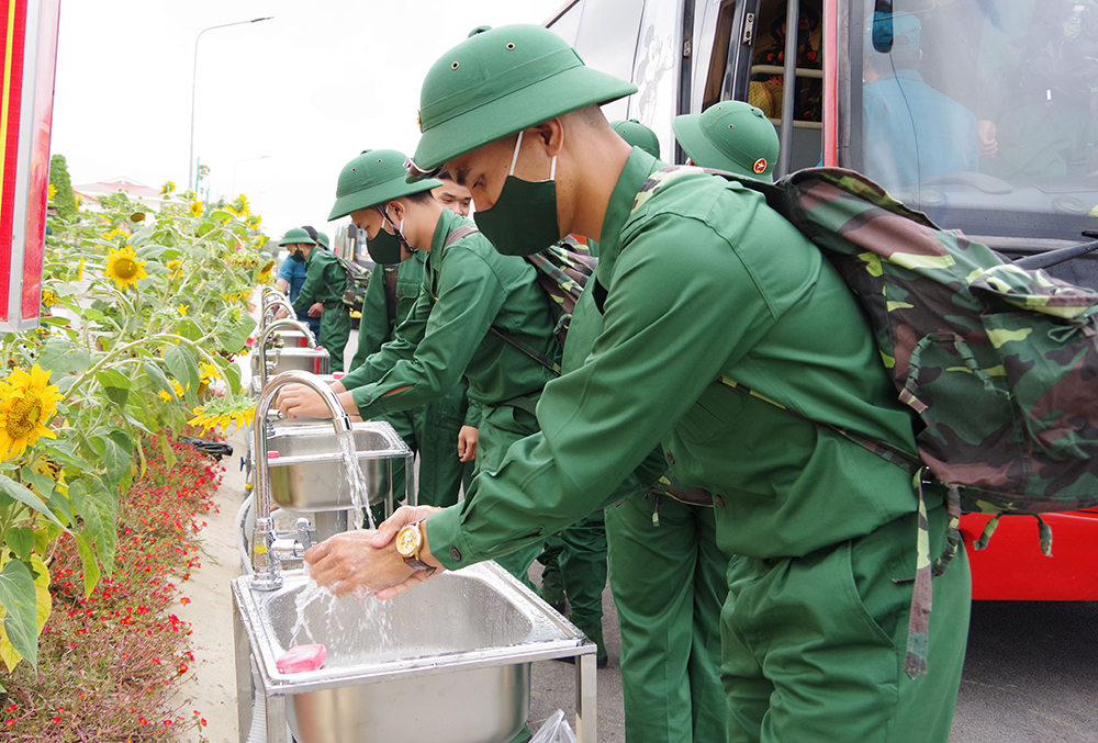 Hơn 1.500 thanh niên An Giang lên đường nhập ngũ