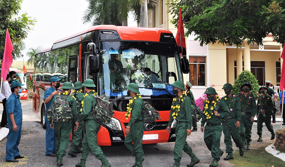 Hơn 1.500 thanh niên An Giang lên đường nhập ngũ