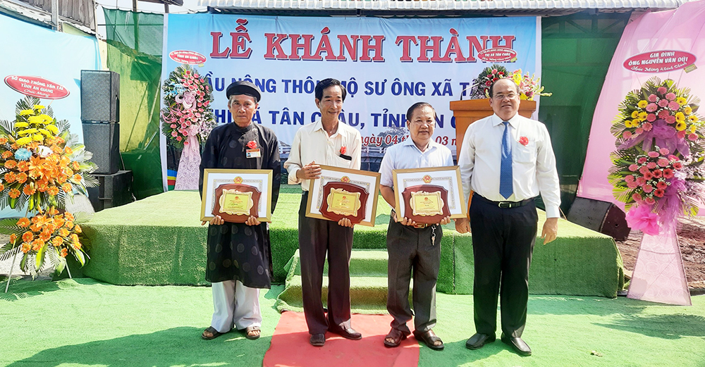 Tân Châu khánh thành Trường Mầm non dân tộc Chăm và cầu Mộ Sư Ông