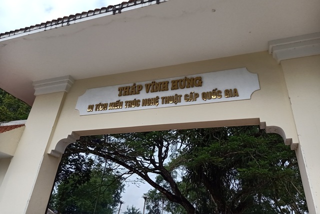 Tháp cổ ngàn năm tuổi ở xứ "Công tử Bạc Liêu"
