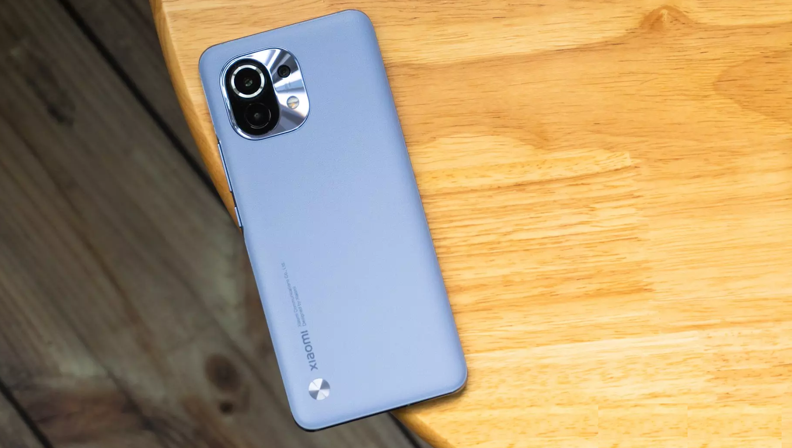 Ngoài iPhone 12 thì đây là những lựa chọn tốt trong tầm giá 20 triệu