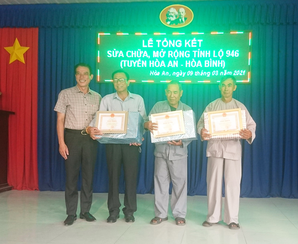 Vận động sửa chữa, mở rộng Tỉnh lộ 946, tuyến Hòa An - Hòa Bình