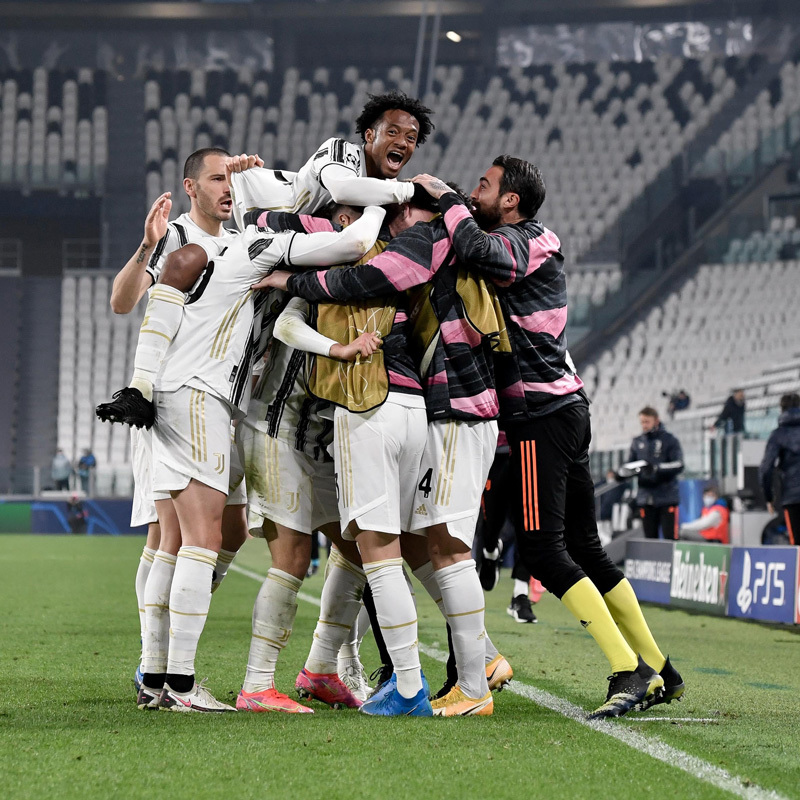 Porto hất cẳng Juventus khỏi cup C1 sau màn rượt đuổi nghẹt thở