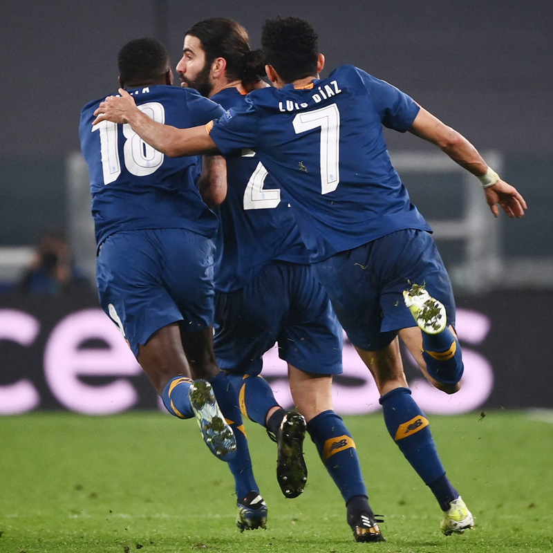 Porto hất cẳng Juventus khỏi cup C1 sau màn rượt đuổi nghẹt thở