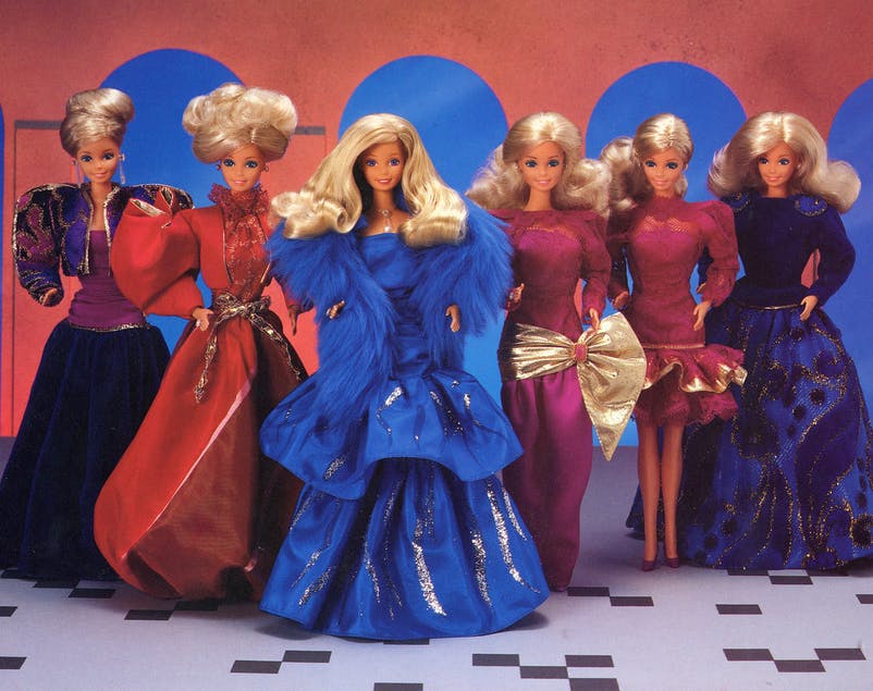 Búp bê Barbie: Biểu tượng thời trang phái đẹp nhiều thập kỷ