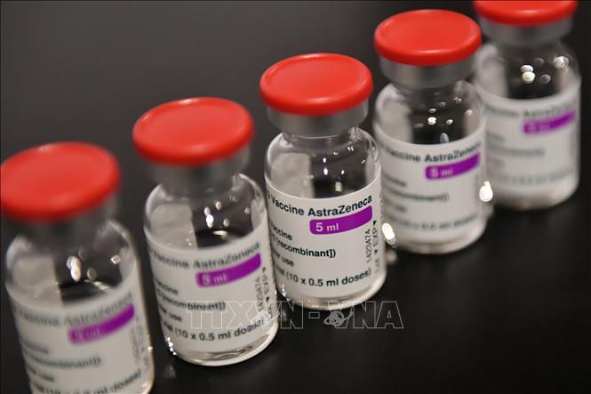 Một số nước EU bị tố ký hợp đồng vaccine COVID-19 bí mật