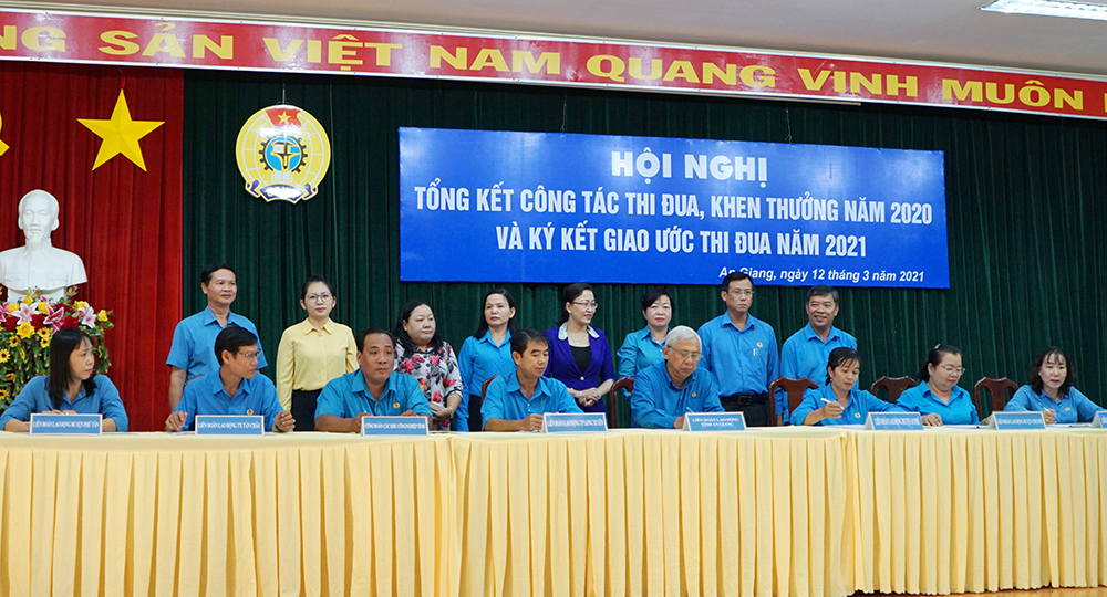Quyết tâm thực hiện các chỉ tiêu thi đua