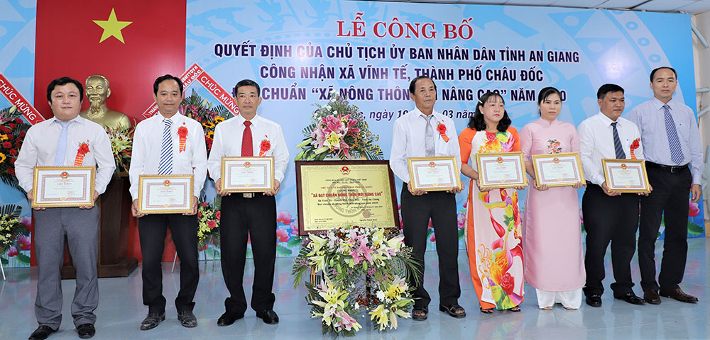 Xã Vĩnh Tế đạt chuẩn xã nông thôn mới nâng cao năm 2020