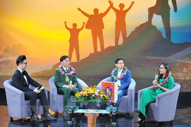 Tuyên dương 10 gương mặt trẻ Việt Nam tiêu biểu năm 2020