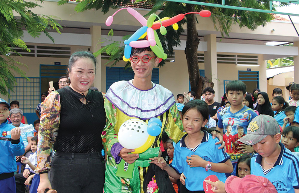 Nữ cán bộ Đoàn nhiệt huyết, tận tâm