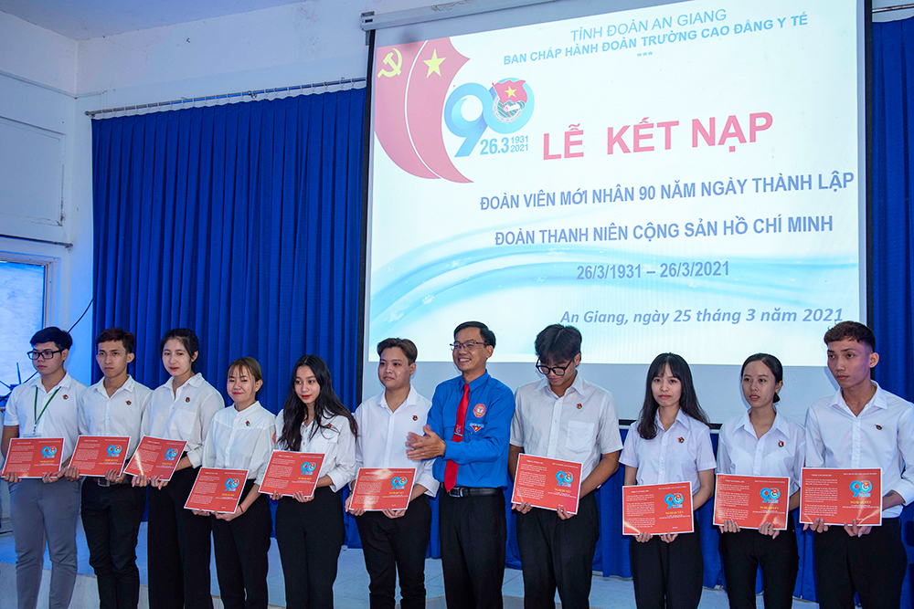An Giang tổ chức nhiều hoạt động kỷ niệm 90 năm ngày thành lập Đoàn TNCS Hồ Chí Minh
