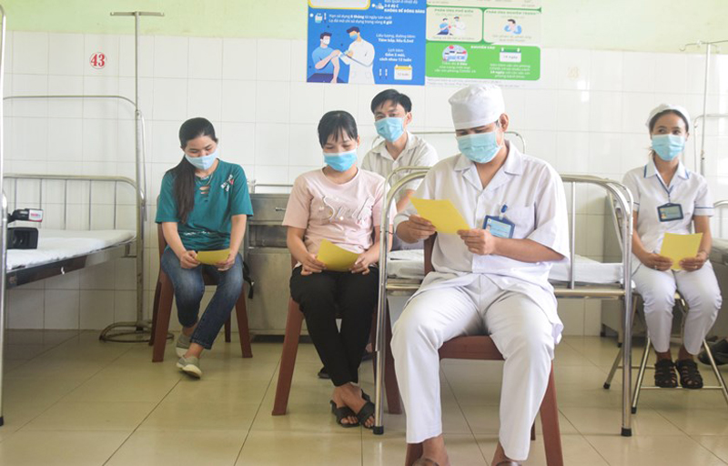 Đợt tiêm vaccine Covid-19 đầu tiên ở tuyến biên giới diễn ra an toàn